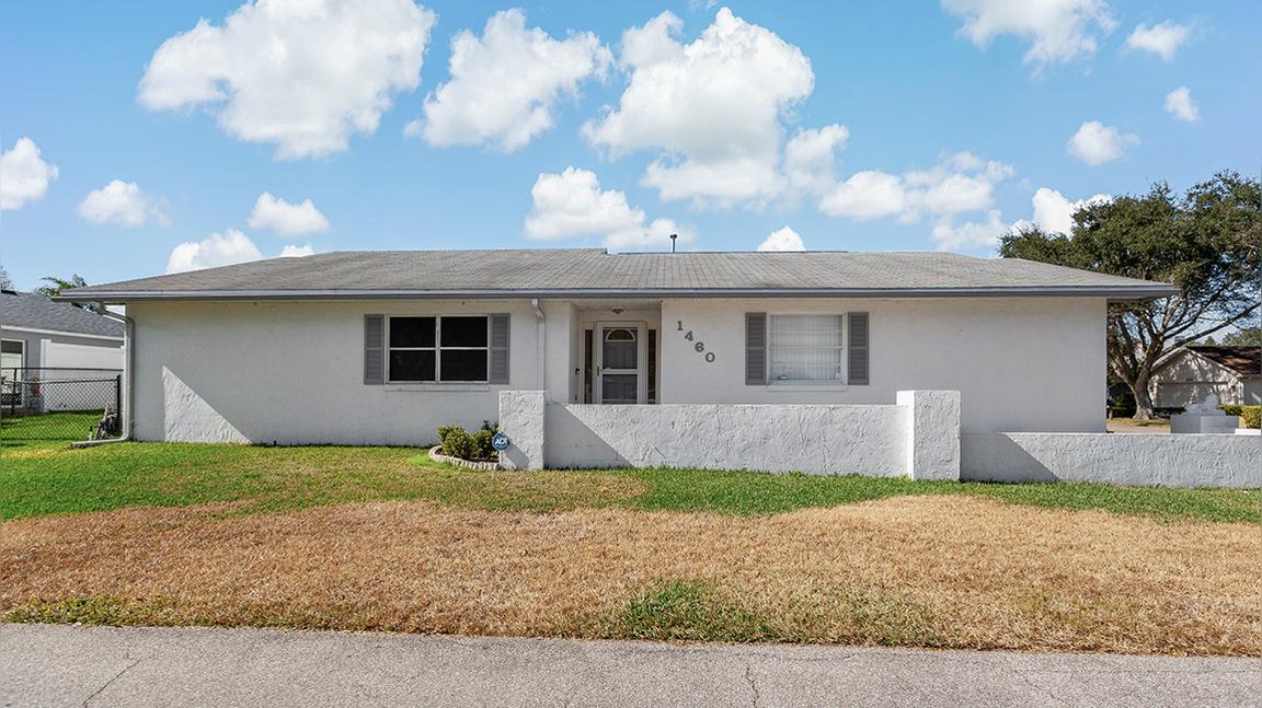 1460 Grand Cayman Cir., Winter Haven, FL 33884