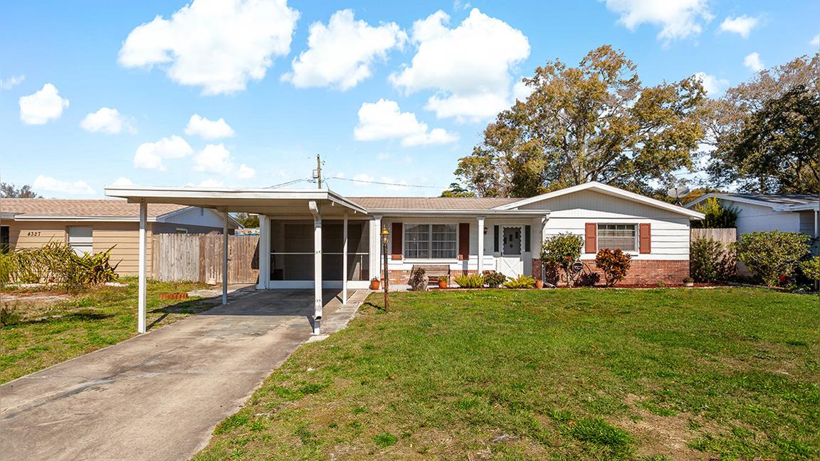4333 Beacon Square Dr., Holiday, FL 34691