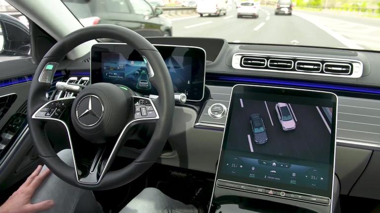 Drive Pilot: Mercedes Benz startet System für hochautomatisiertes Fahren