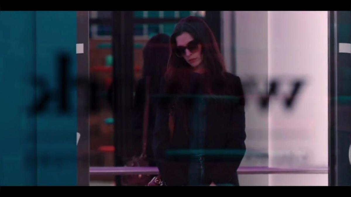 Square_WeCrashed_S1 E7