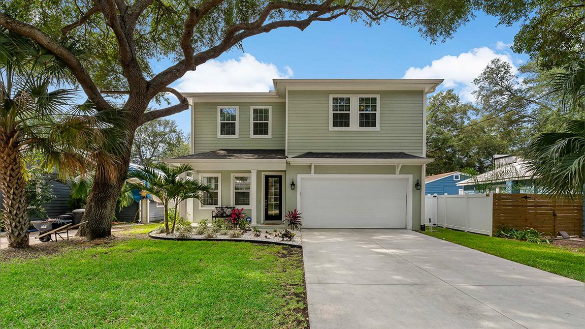 3210 W Price Avenue, Tampa FL