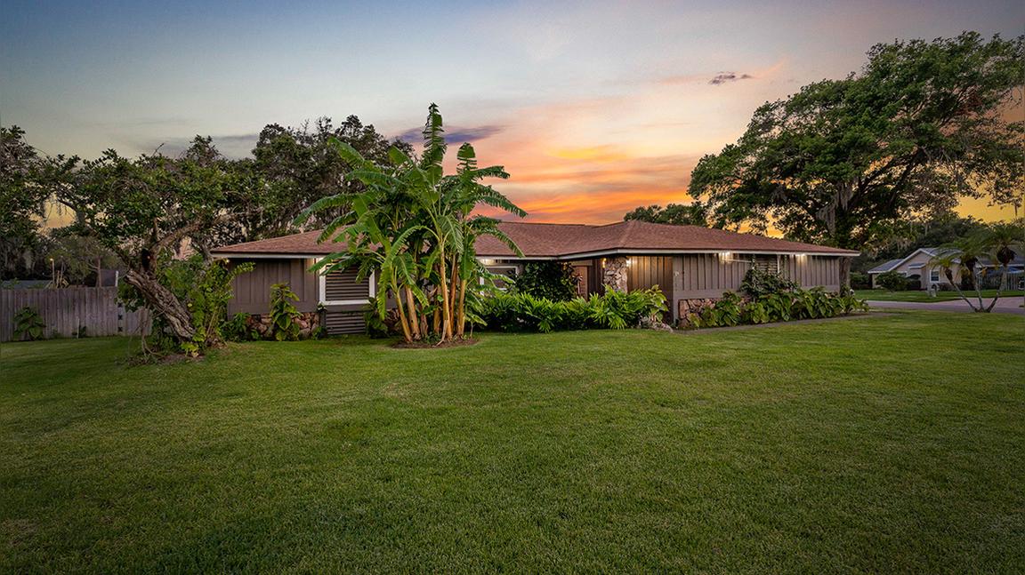 1605 Teakwood Drive, Plant City FL