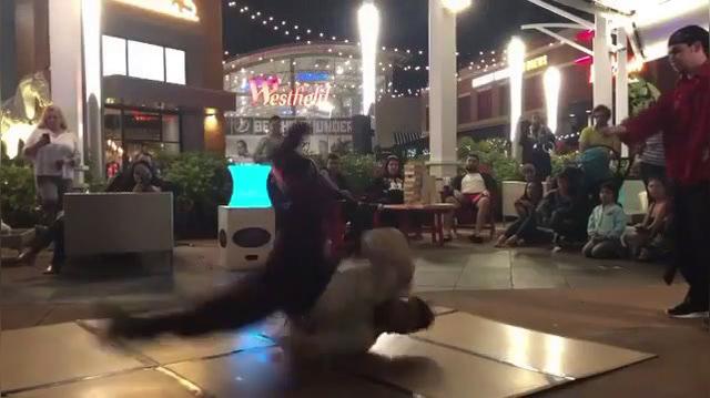 Break Dancing Pirates R.M.