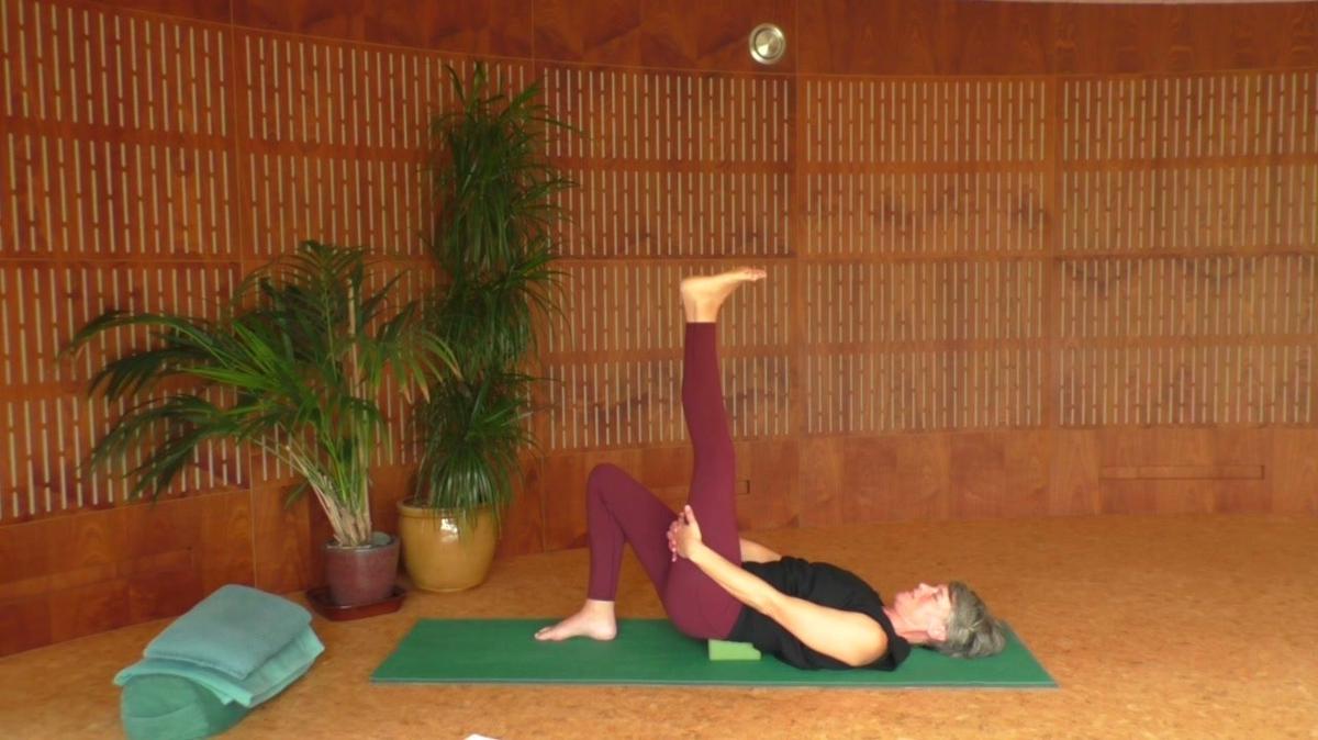 Back bend - forward bend to centre. Hatha