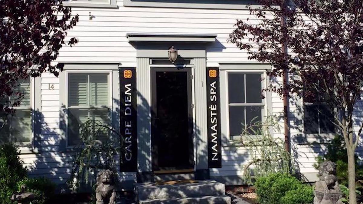 Indoor Lodging in Provincetown MA, The Carpe Diem Guesthouse & Spa