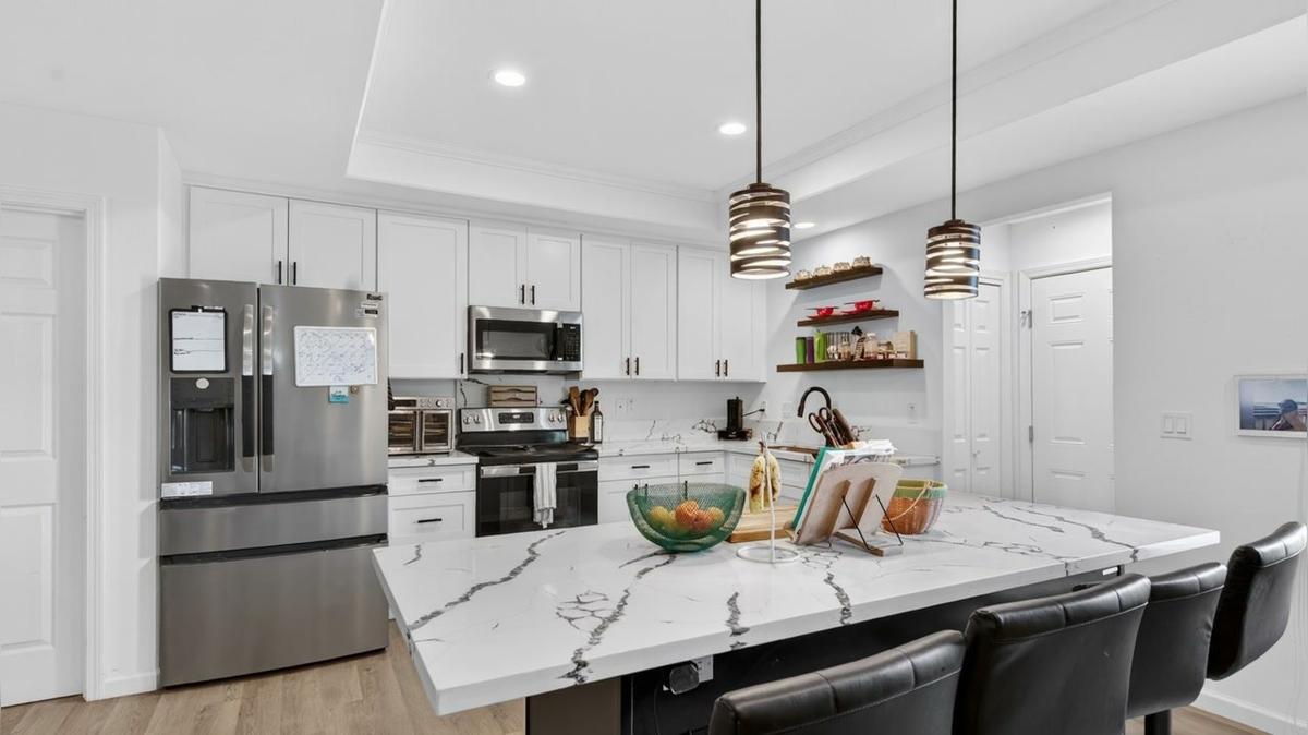 16-2118 Anthurium Drive