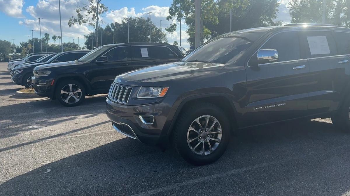 SUV Inventory at Airport CDJR