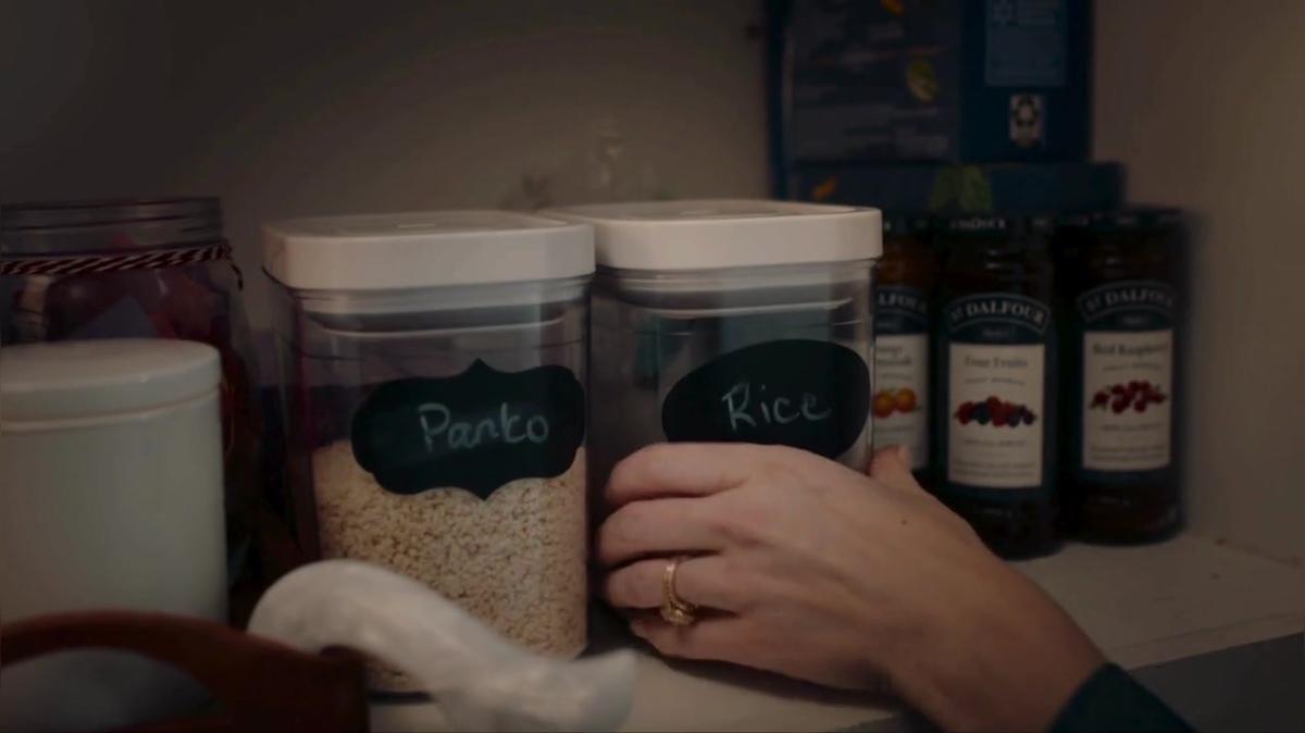 St.Dalfour - All Is Merry &amp; Bright