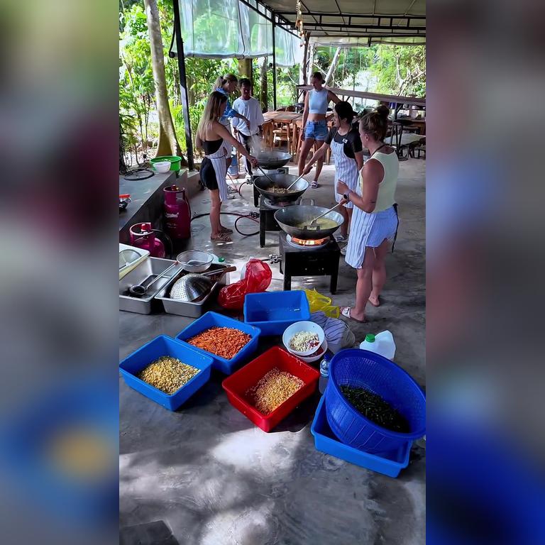 Community Kitchen 35