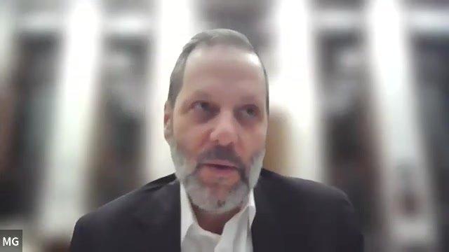 35 - צורתו נחקקת בכסא הכבוד