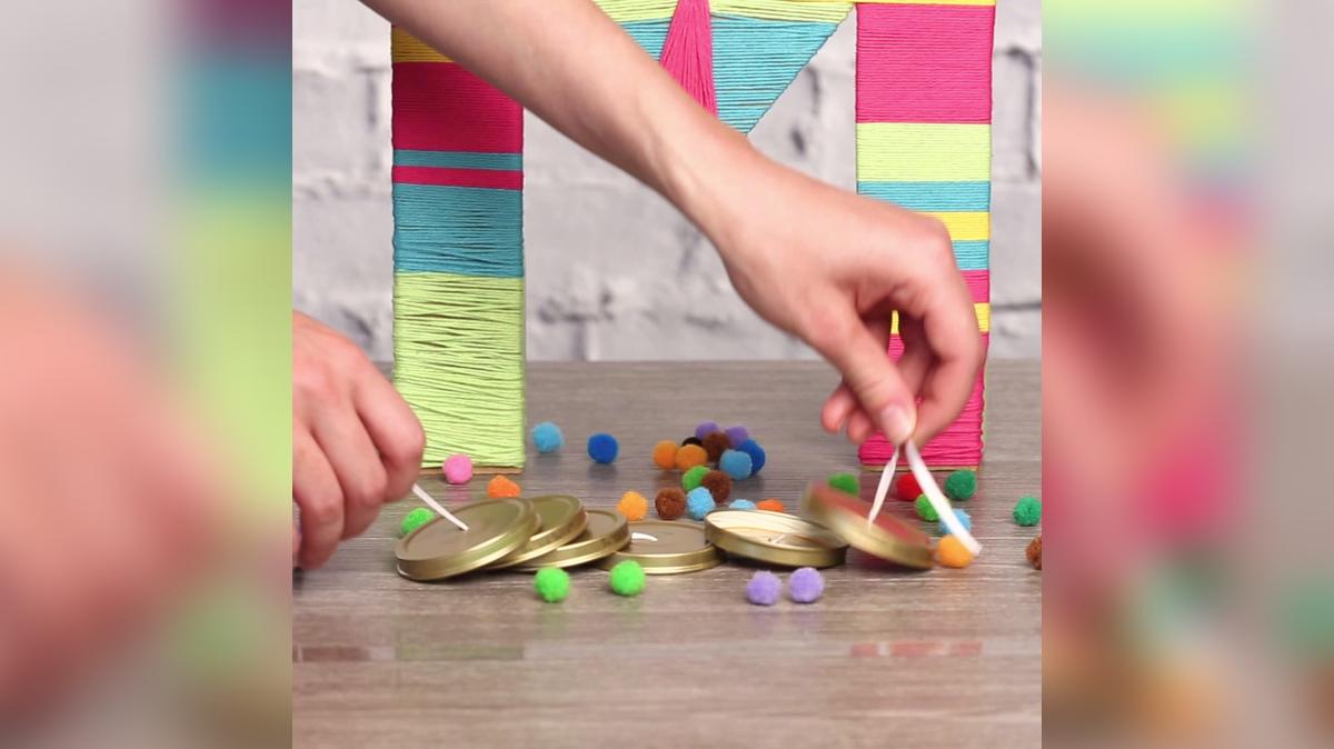 DIY Deckelraupe aus Babygläschen