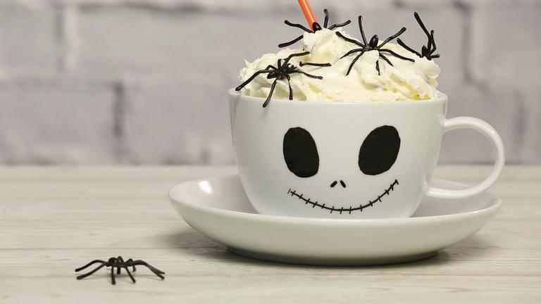 Halloween Tasse