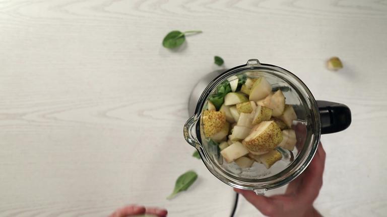Power-Smoothie mit Avocado