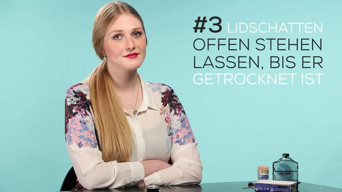 Zerbröselten Lidschatten retten