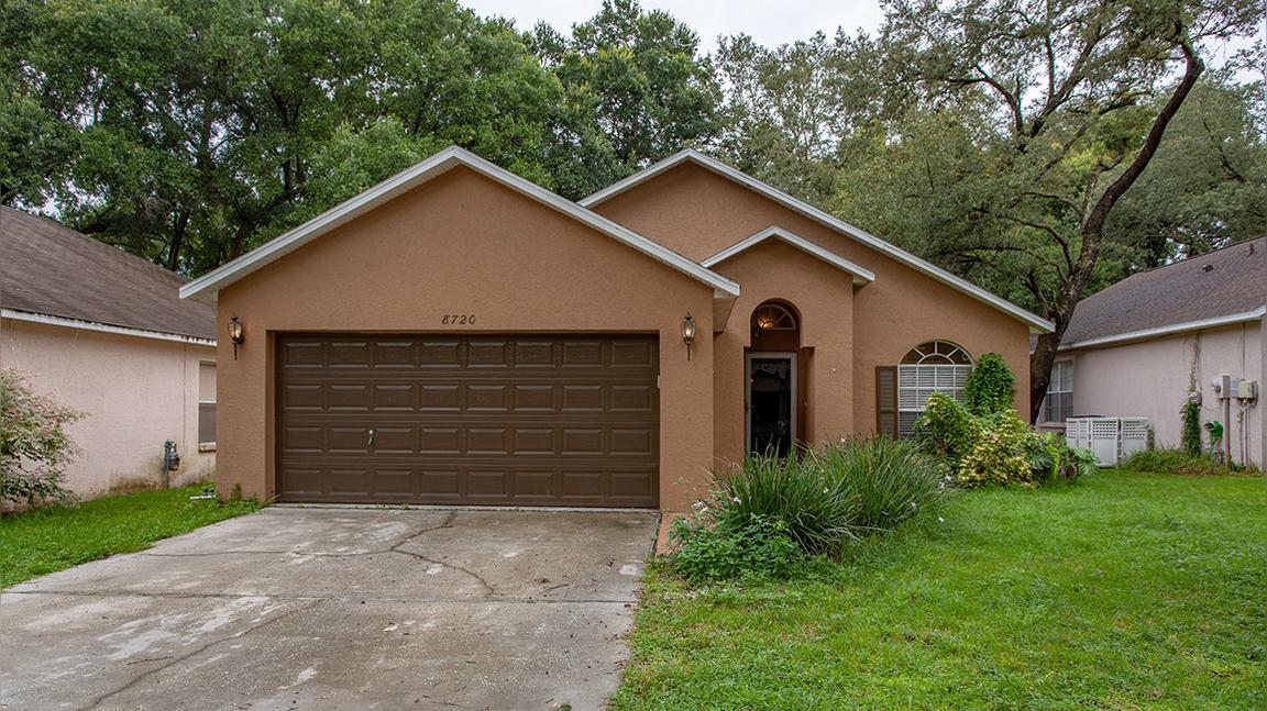 8720 Busch Oaks St., Tampa, FL 33617.mp4