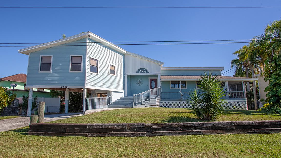 5409 Bay Path Ln., Tampa, FL 33615
