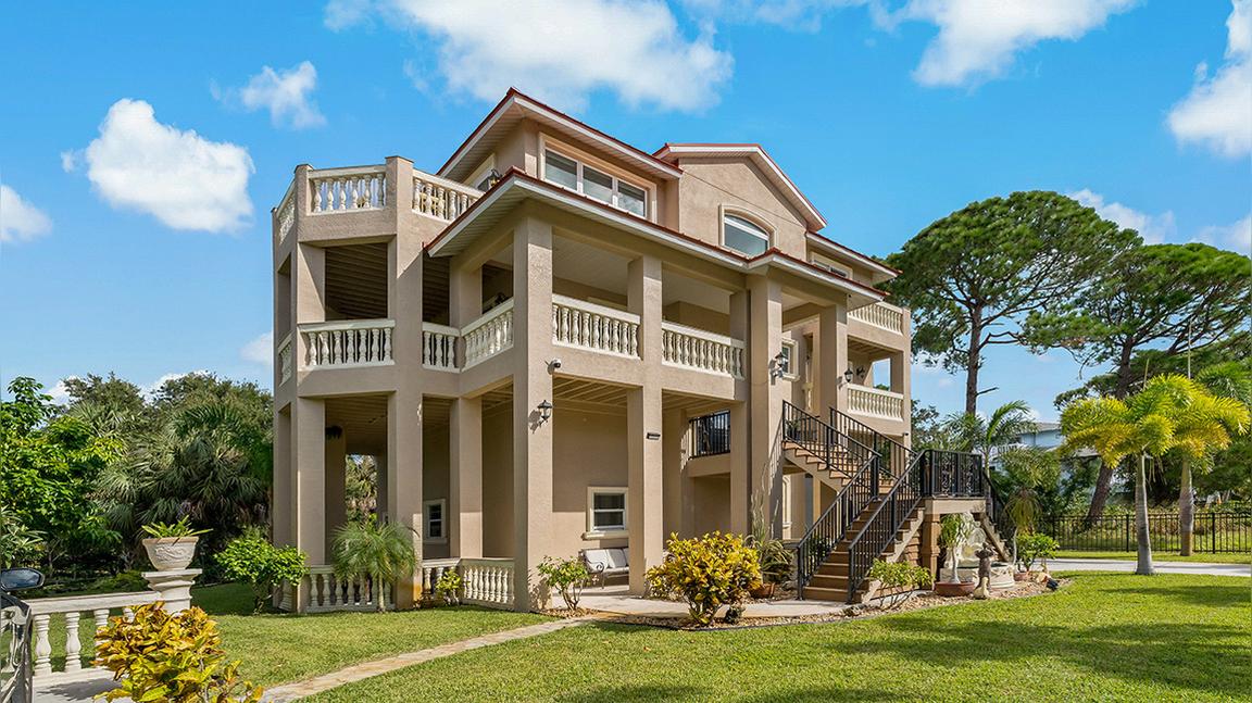 1724 Grand Central Drive, Tarpon Springs FL