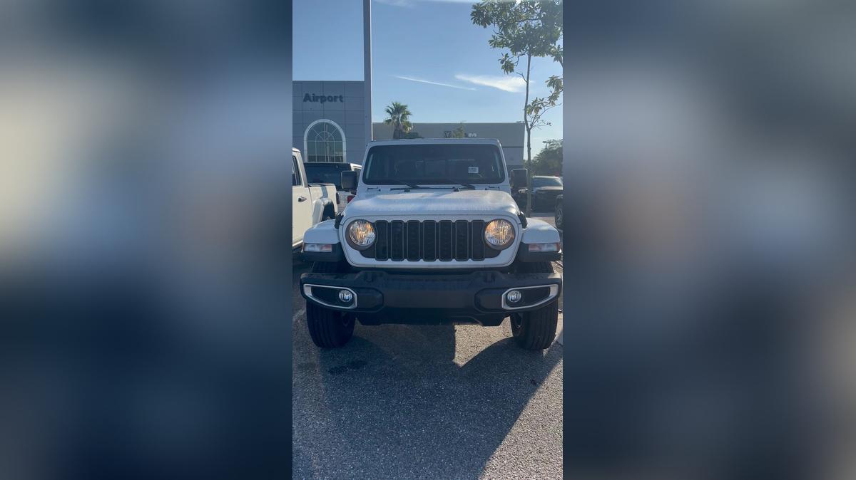 2024 Jeep Gladiator Sport Jassely 321 468 3178
