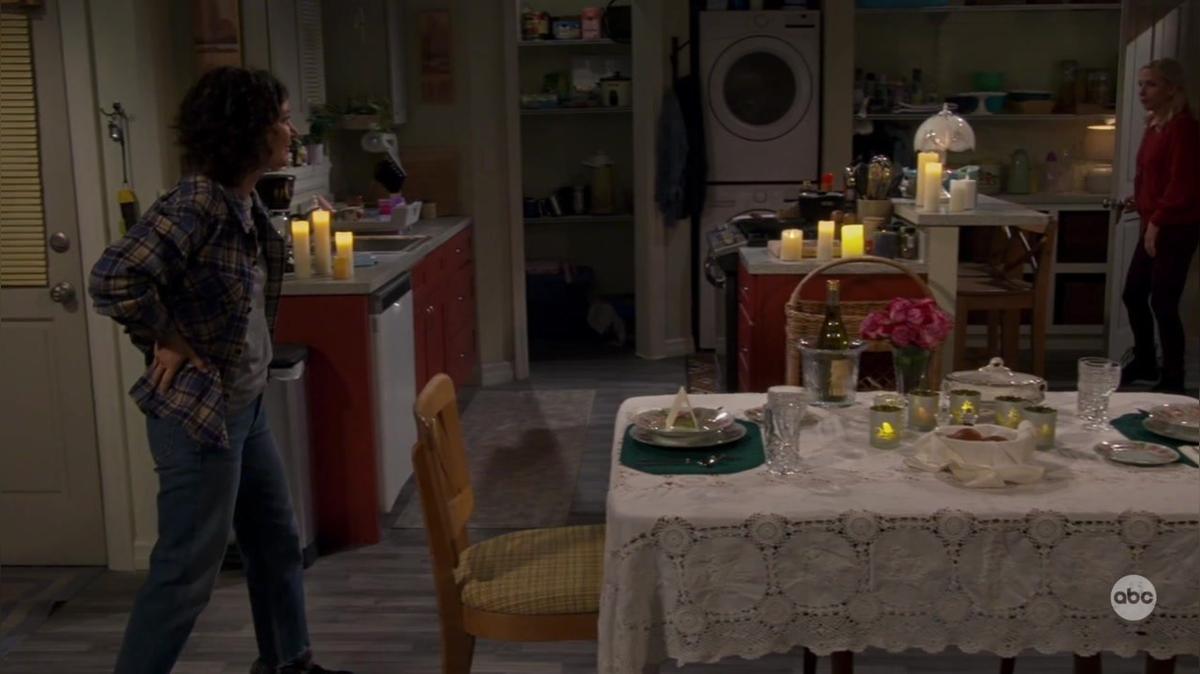 Passion Roses the Conners S7 E2