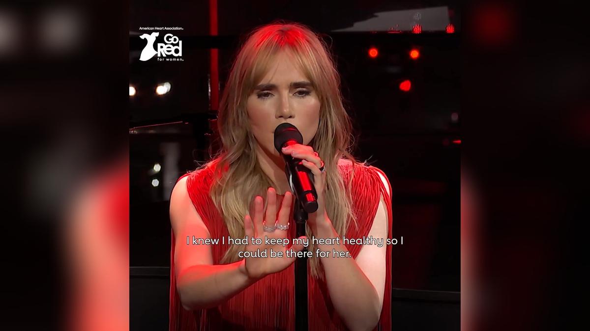 AHA_Suki Waterhouse_1x1