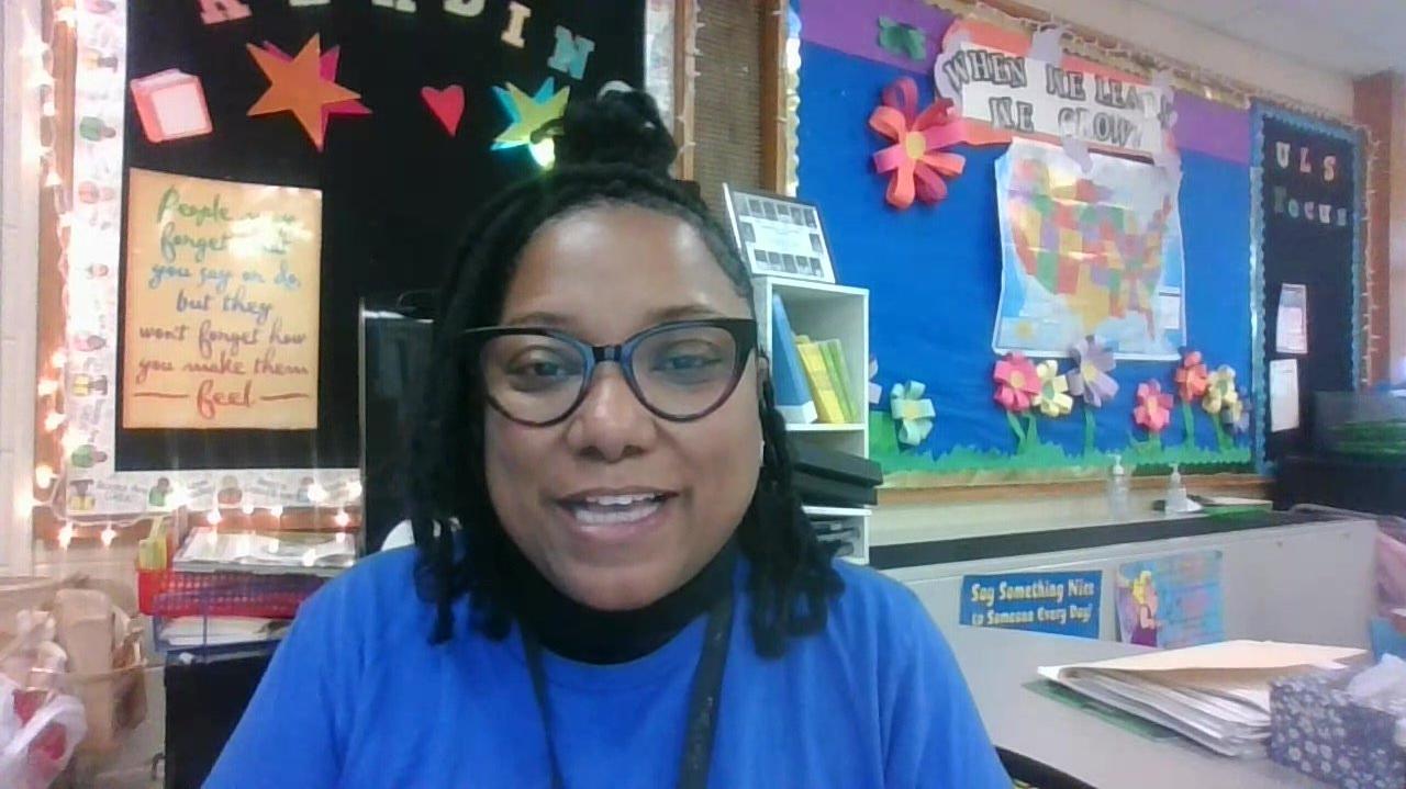 Briefly introduce yourself and explain what led you to apply for the Golden Apple Scholars Program.