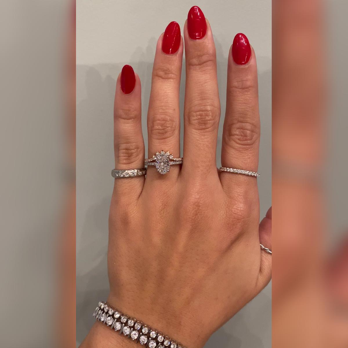 Lauren - Oval Wedding Band Pairings
