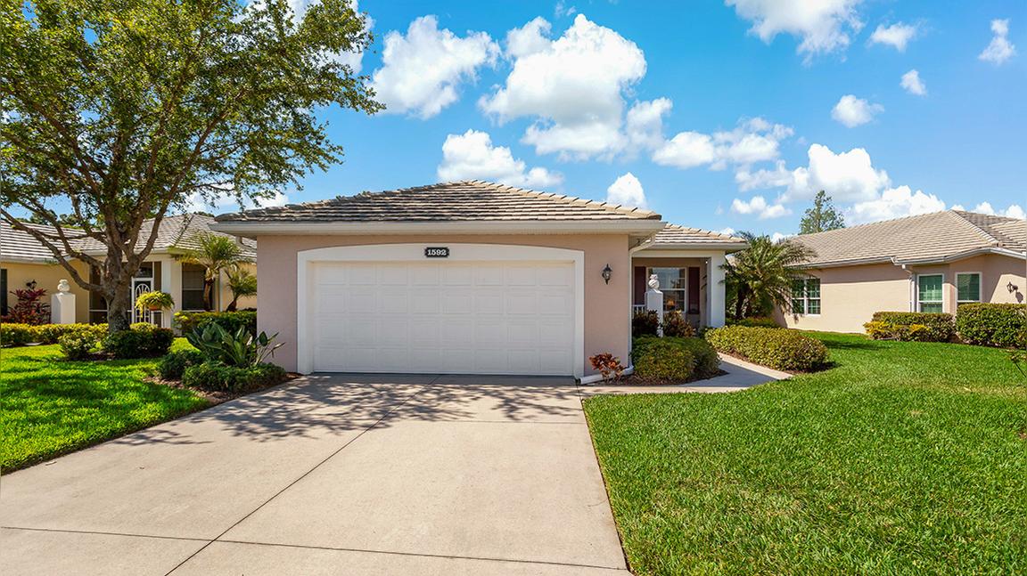 1592 Monarch Dr., Venice, FL 34293