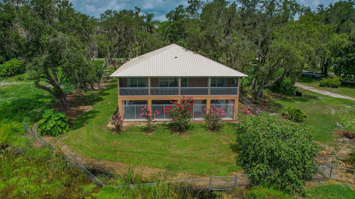 3038 Spirit Lake Drive, Winter Haven FL