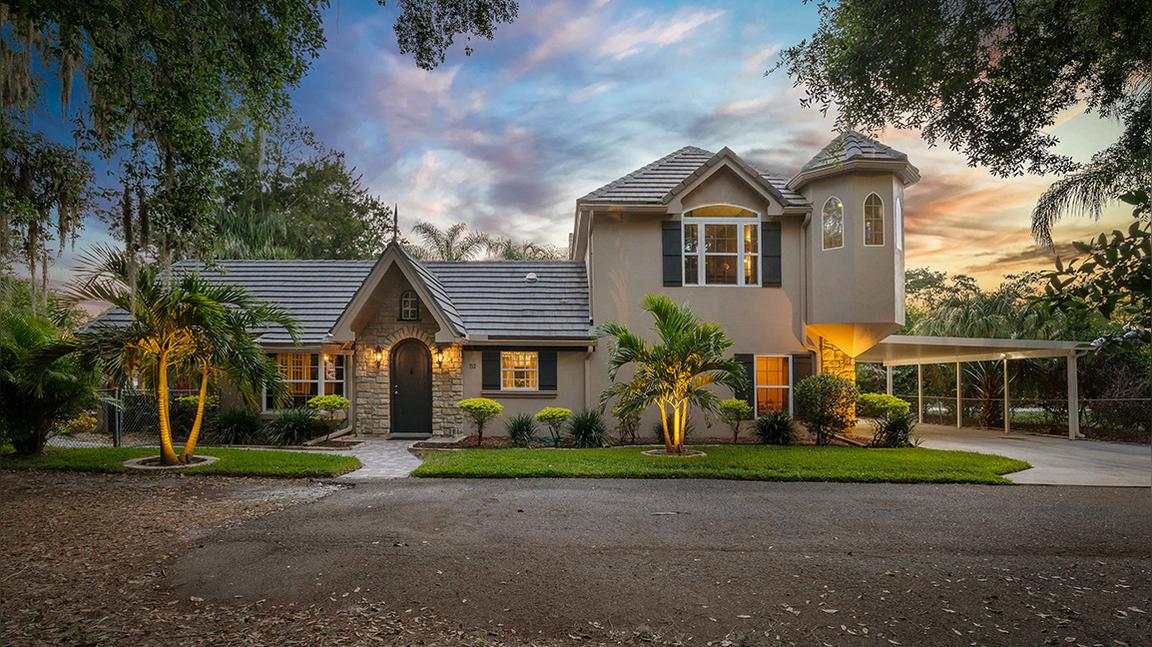 712 George Street S, Tarpon Springs FL
