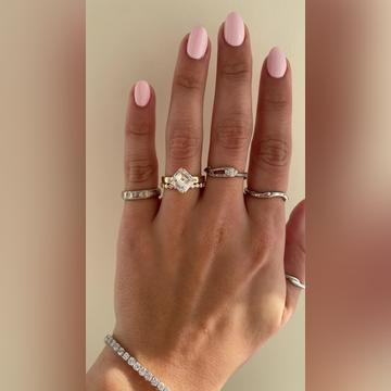 Malone-2.75ctAsscher-14kYellow-Vic2mm