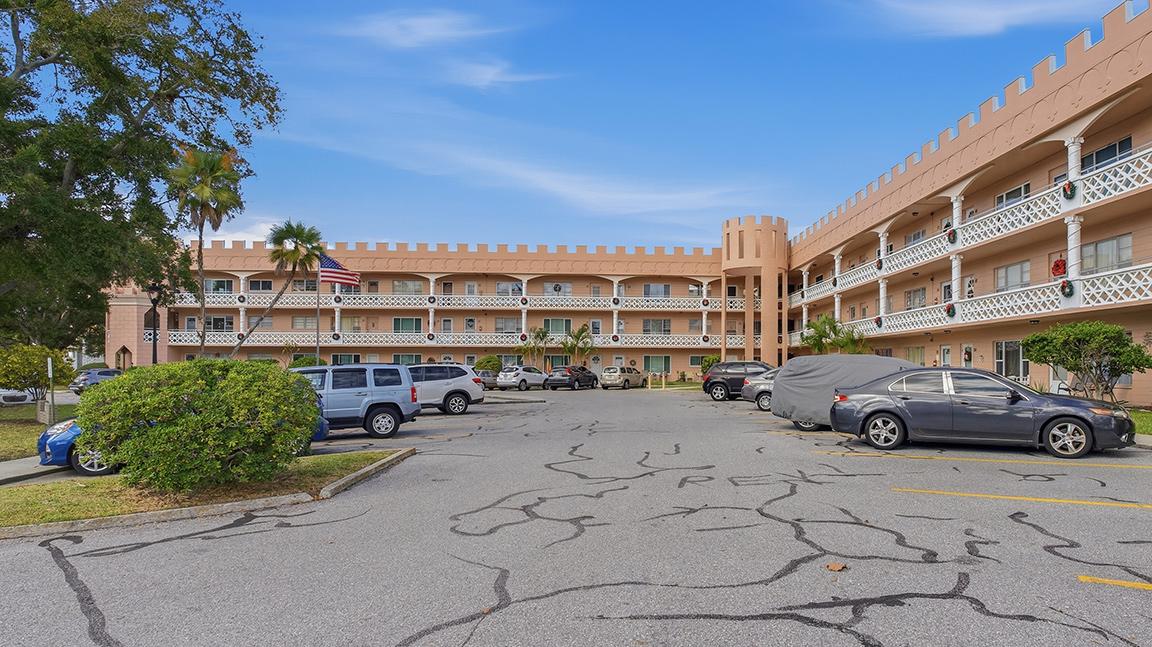 2458 Columbia Dr, #64, Clearwater, FL 33763