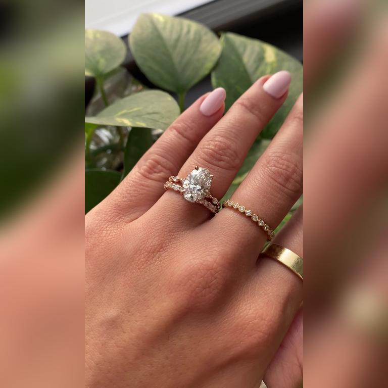 Cassidy-2.5ctOval-14kRose-Leah