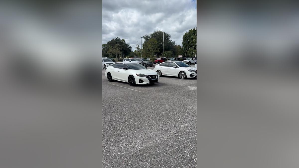 Kalesha's video by Carla @ Airport CDJR