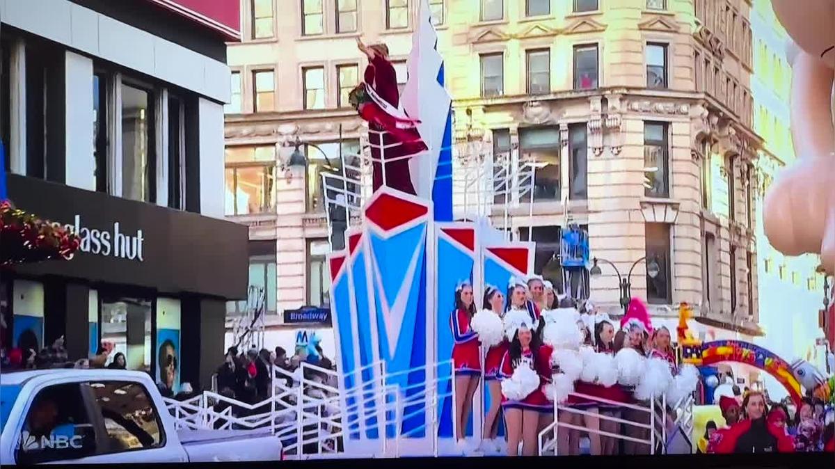 MissAmericaMacyThanksgivingDayParade2023_NBC