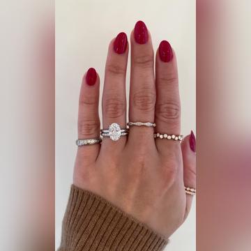 Ariya-2.50ctOval-Plat-Abby