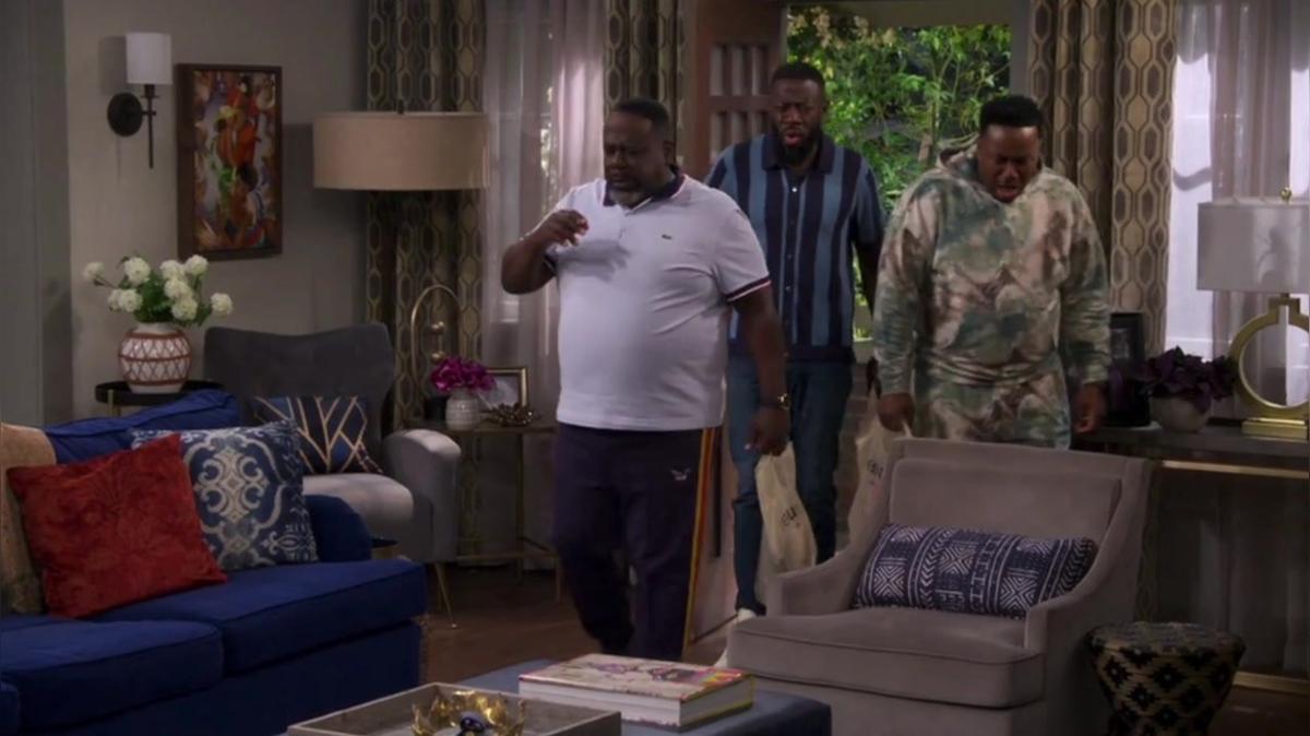 King&#39;s Hawaiian the Neighborhood S7 E4