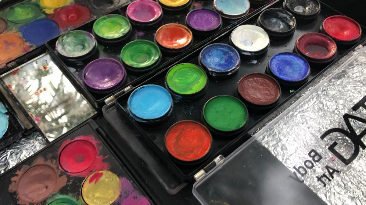 Face Painter F.J.