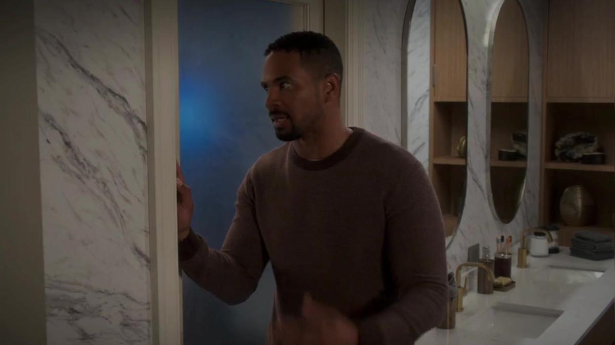Aurezzi Poppa&#39;s House S1 E7