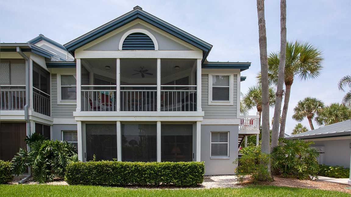 1338 Siesta Bayside Dr., Sarasota, FL 34242