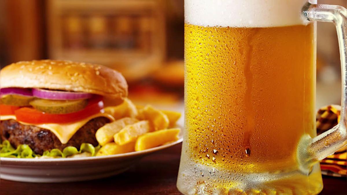 Pub in Silverstar Mountain BC, Long John's Pub