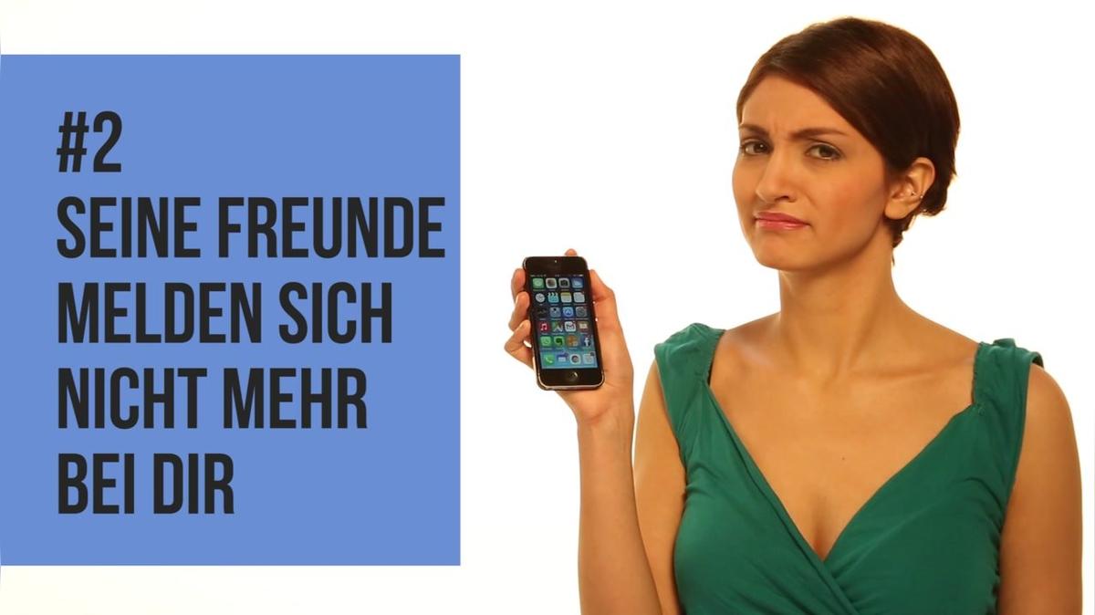 4 Anzeichen, dass dein Ex dir nicht mehr nachtrauert