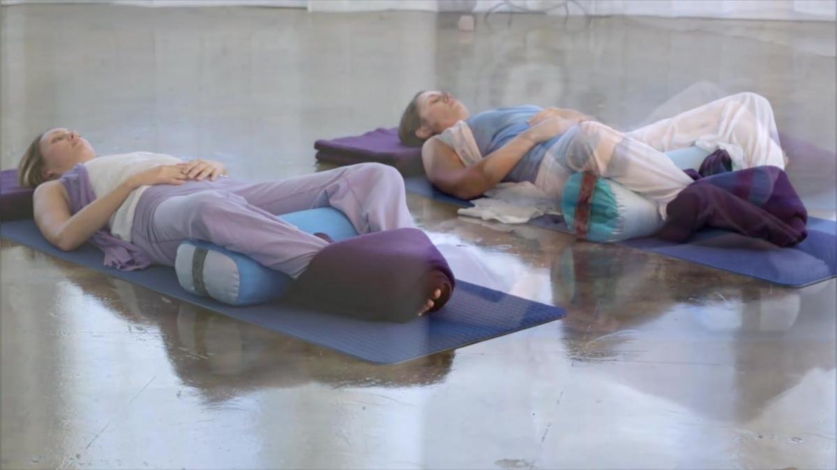 SOFT RECLINING BOUND ANGLE - Restorative Yoga