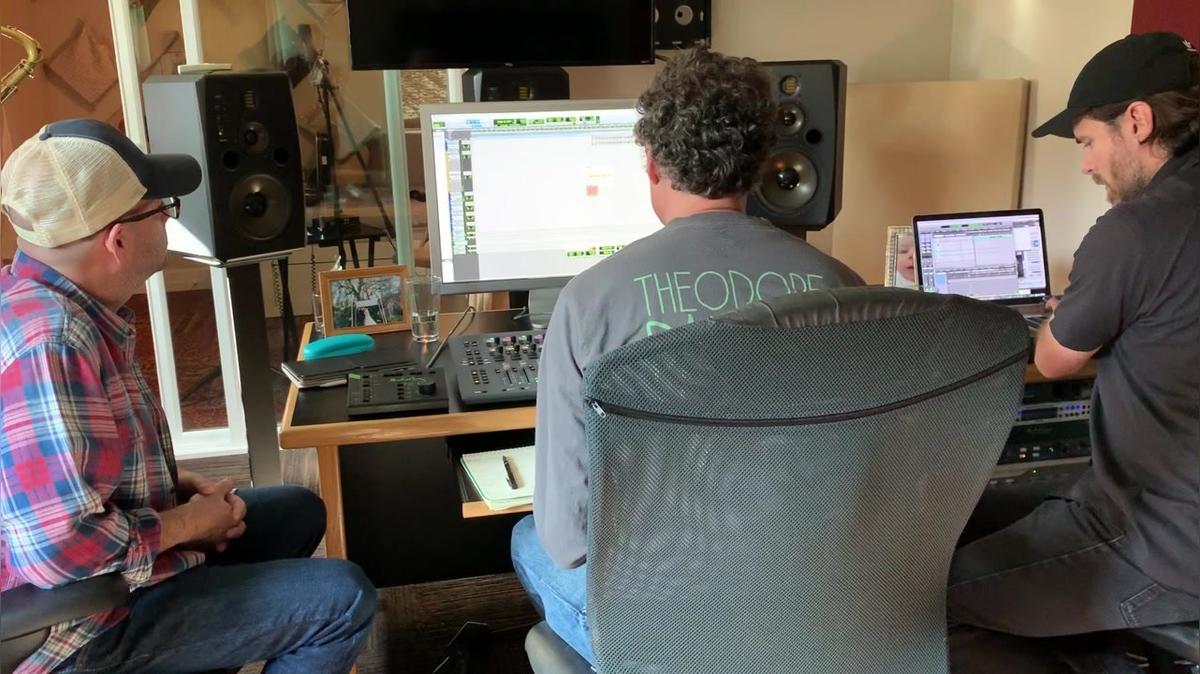 BUTTER BTS RECORDIGN SAX IN STUDIO