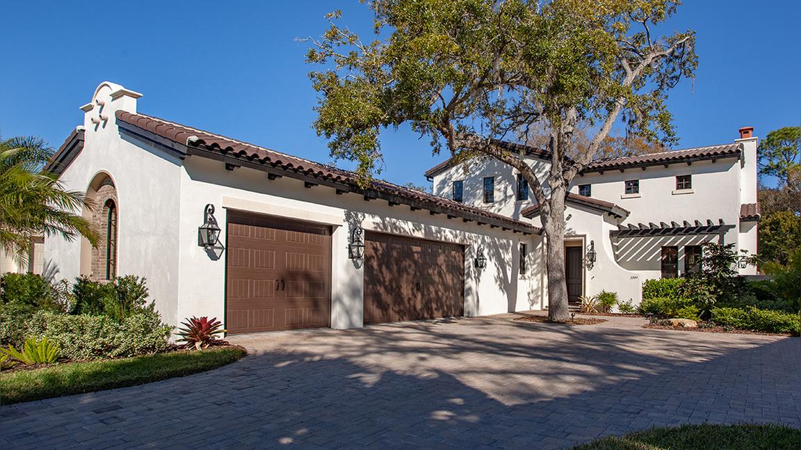 Haus Images 727-773-5431 Craig@hausimages.com