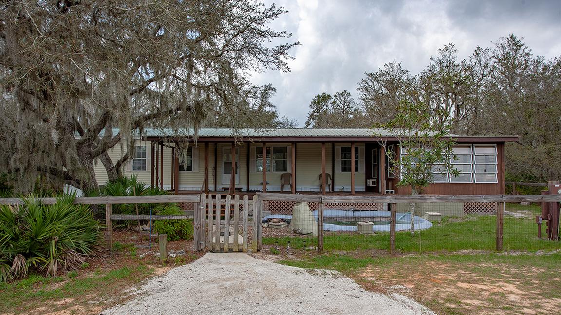 899 Campbell Rd., Fort Meade, FL 33841