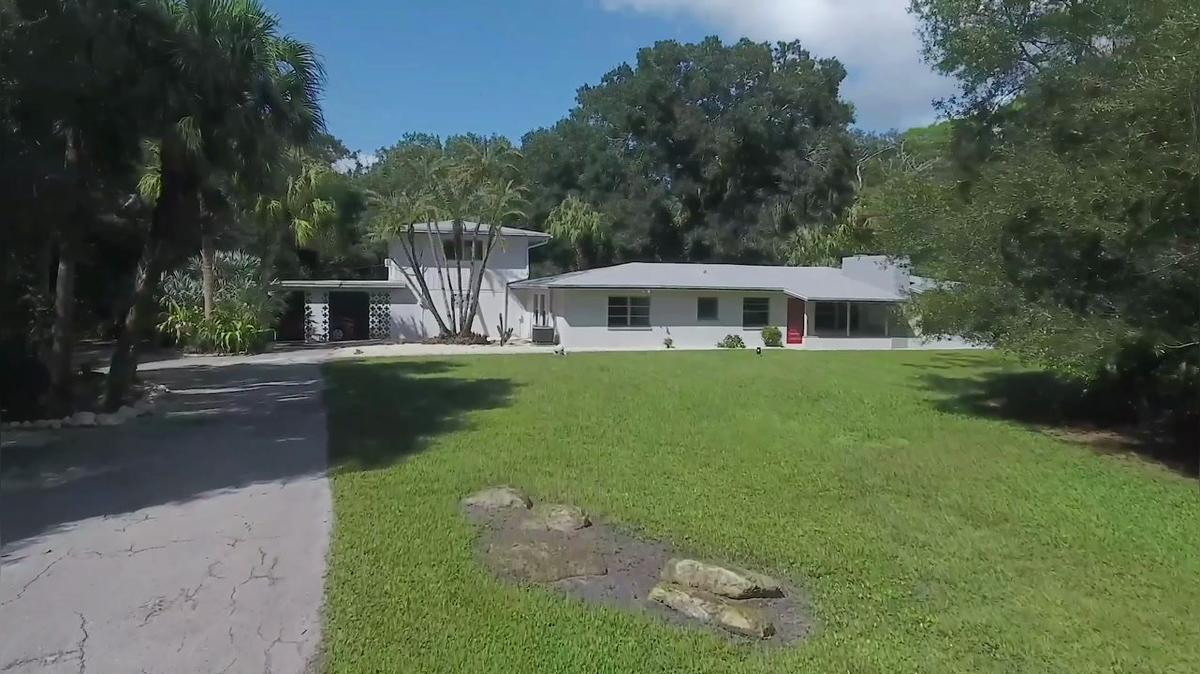 2141 Desoto Rd., Sarasota, FL 34234.mp4