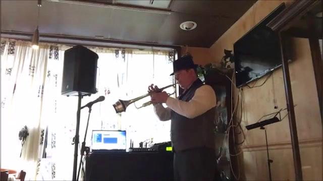 Trumpet &amp; Sax A.M..mp4