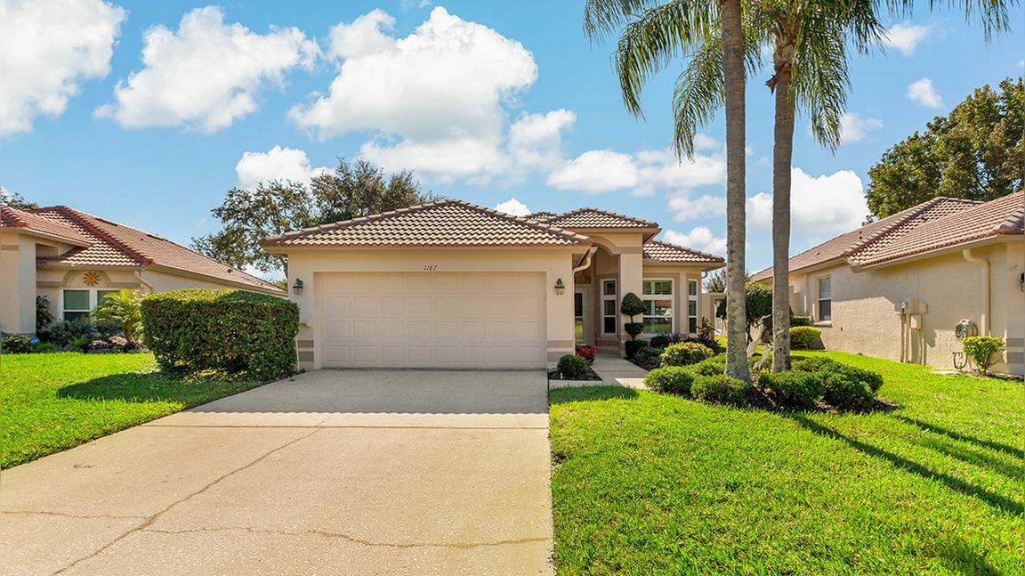 1187 Lindenwood Dr, Tarpon Springs, FL 34688