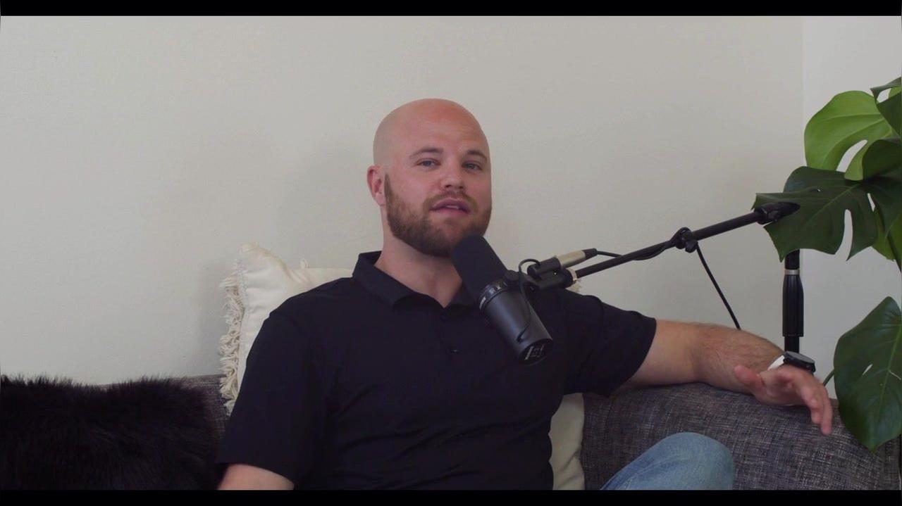 Episode 04  Dr. Tara Scott: Understanding Menopause: From Peri to Post