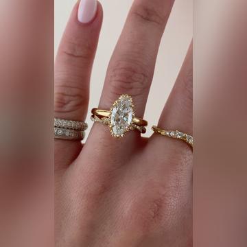 Romie-2ctMarquise-18kYellow-Lovelace